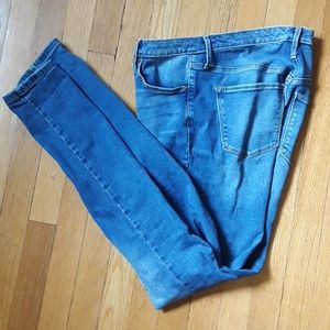 High rise mid wash skinny jeans